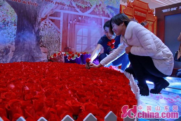济南婚纱市场_济南英雄山图书市场(3)